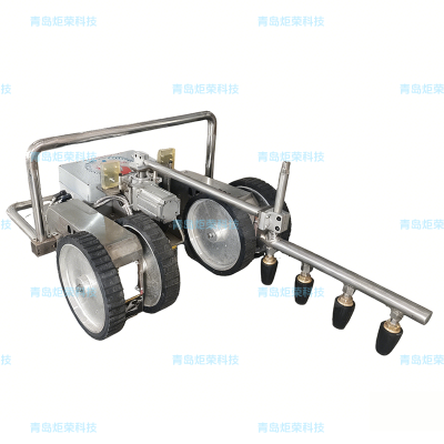 磁吸爬壁清洗機器人